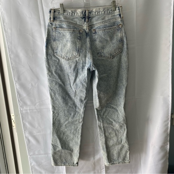 Abercrombie & Fitch High Rise Mom Jean Acid Wash size 28 / 6R - Picture 6 of 7